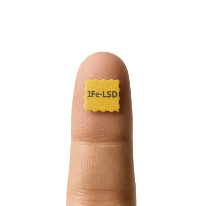 1Fe-LSD Blotters 200μg (4)